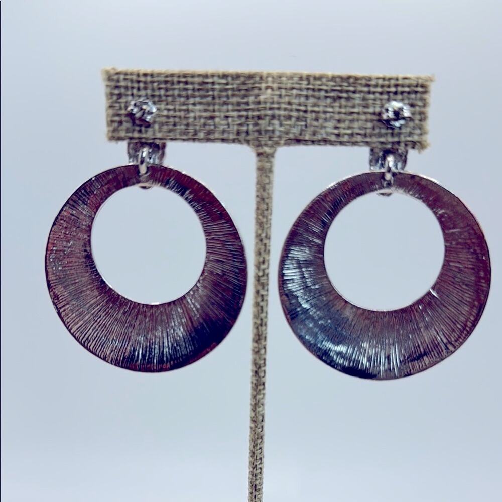 NWT! Free People Silver and Blue Hoop Earrings with Southwestern Design - Picture 5 of 9